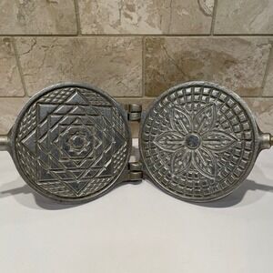 Vintage Pizzelle Iron No 4 Stovetop Waffle Maker Cast Aluminum Wood Handles